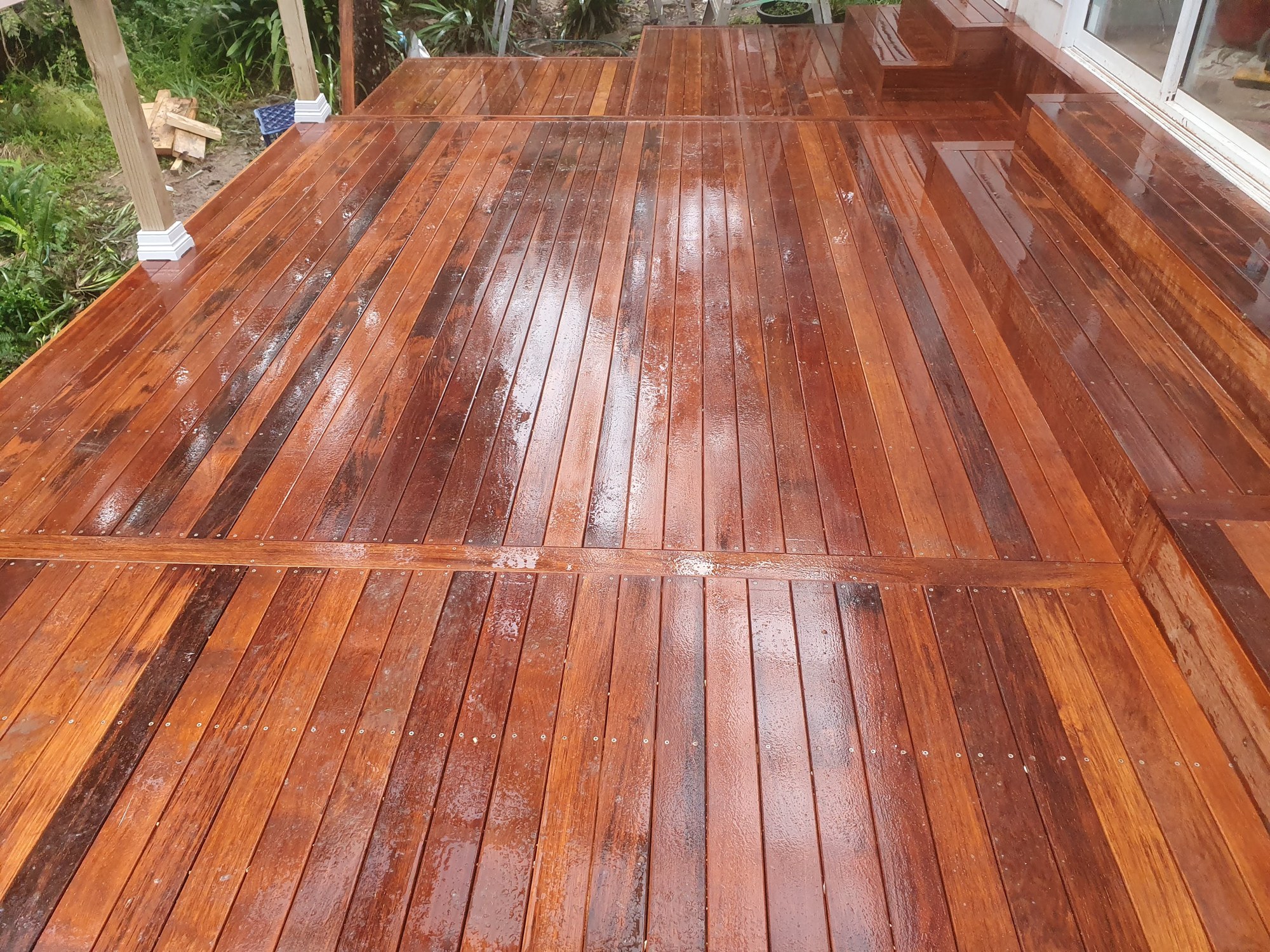 Holgate renovation — Timber deck and step detailing