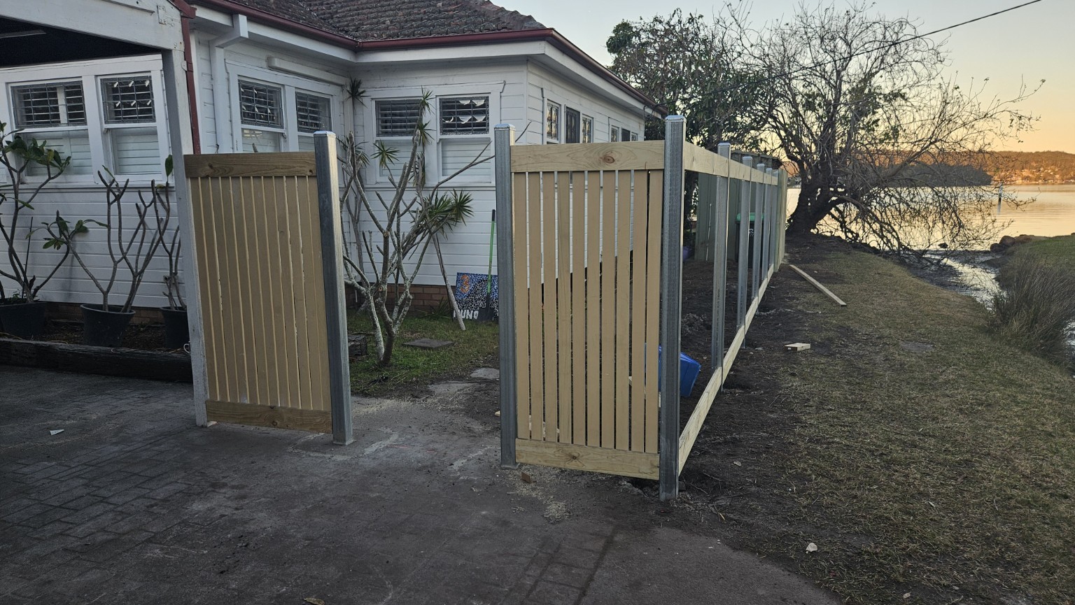 Custom timber fence at Point Clare, Central Coast NSW — project photograph 5